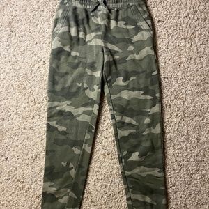 Old Navy Camouflage Sweatpants